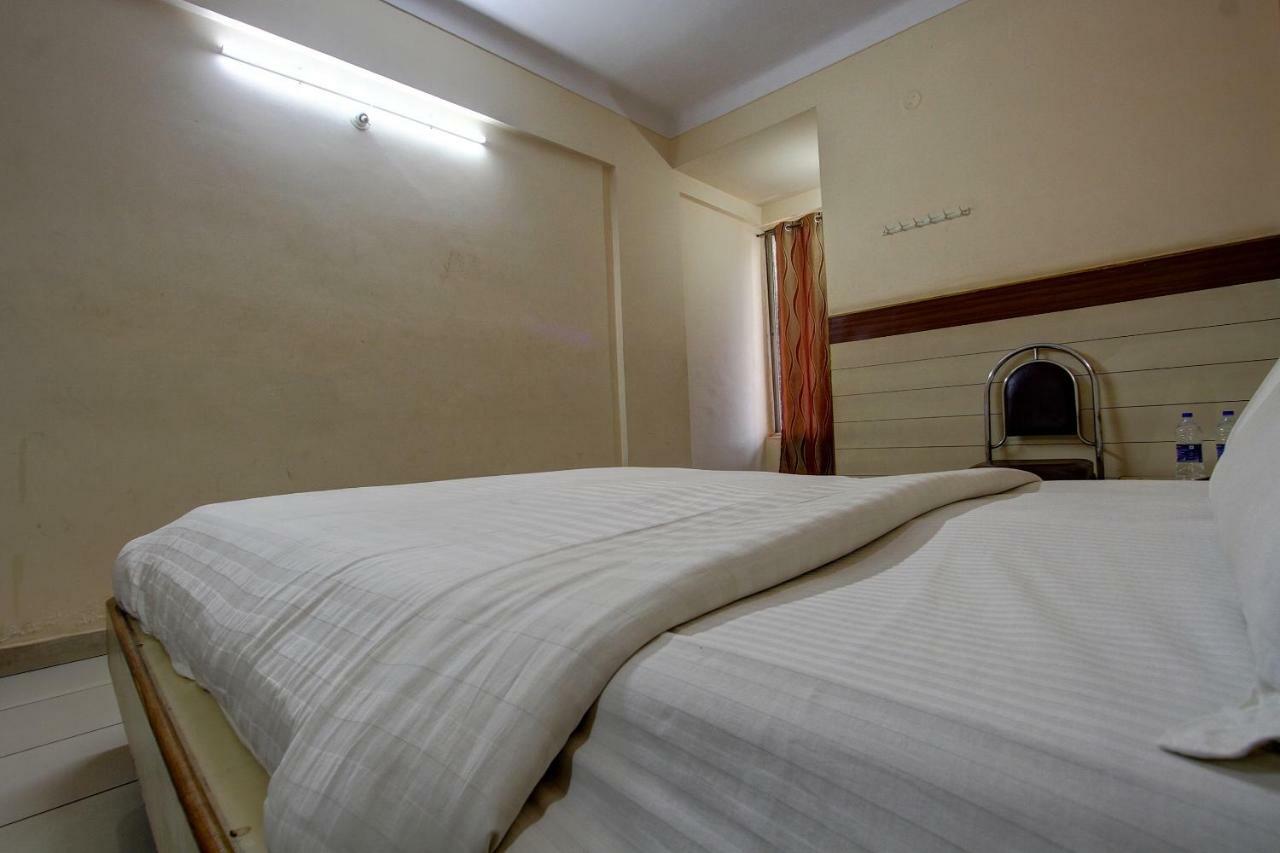 Hotel Rajsangam International 바다미 외부 사진