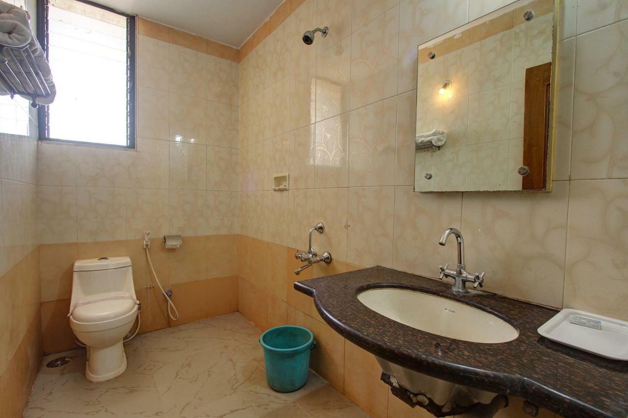 Hotel Rajsangam International 바다미 외부 사진