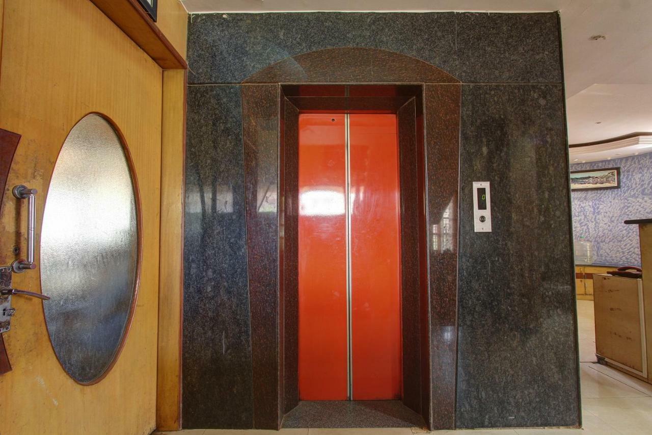 Hotel Rajsangam International 바다미 외부 사진